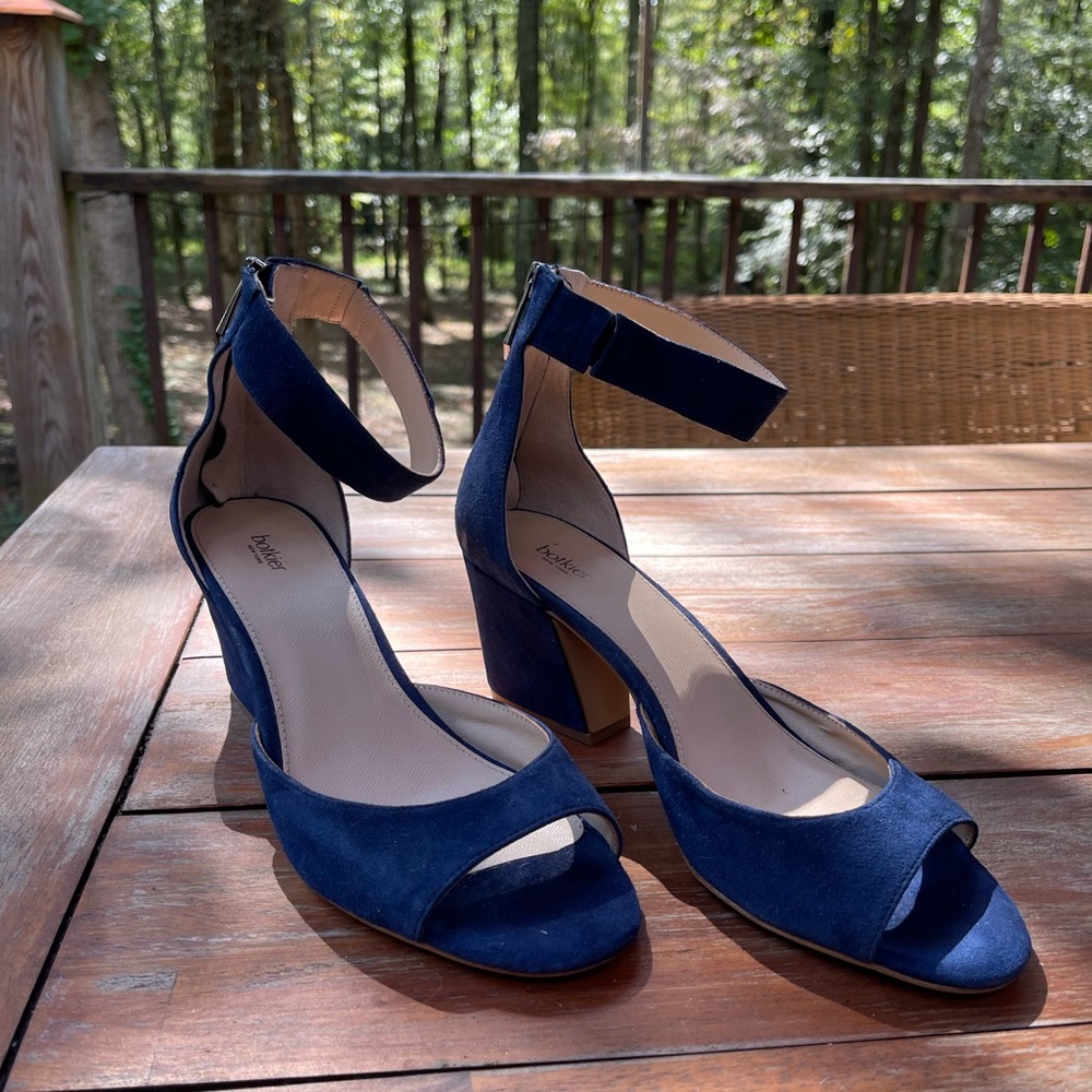 Navy Botkier mini block heels sz 10